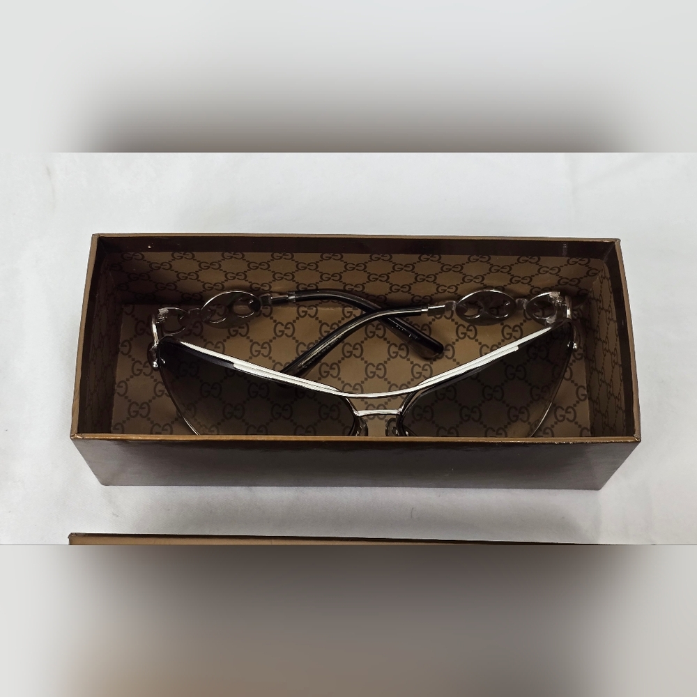 Gucci Mariner Chain Sunglasses W/Box - Picture 11 of 13